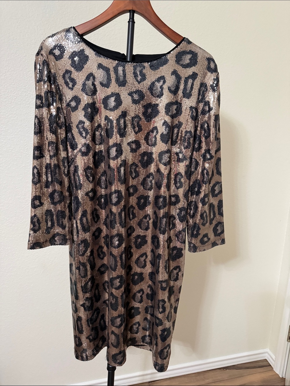 Sequin Leopard Print Shift Dress - Black & Gold